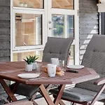 Tameran - 700m From The Sea By Interhome *